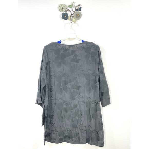 Soft Surroundings Size Large Gray Asymmetric Front Hem Embroidered Tunic - Picture 6 of 10